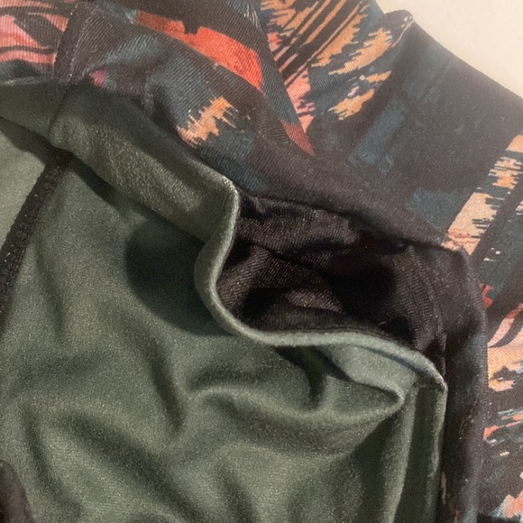 PrAna || ‘Kimble’ Printed High-Rise 7/8 Leggings - Picture 8 of 12